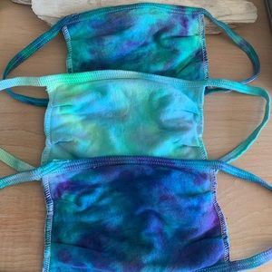 NWT blue & green tie dye mask bundle
